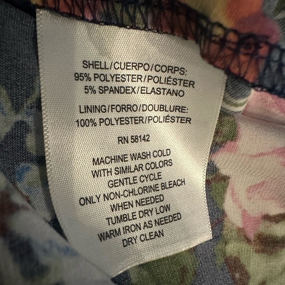 Maggy London Navy floral dress petite size 10P - Picture 12 of 12